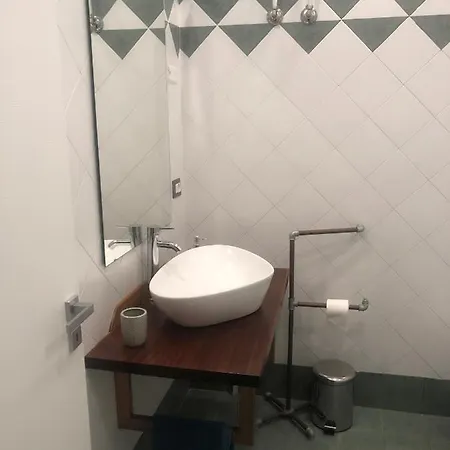 Hipponion Apartment